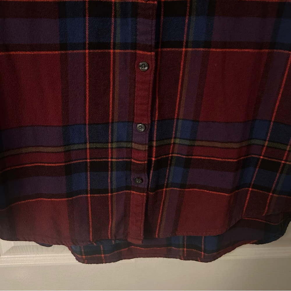 Old Navy Red Plaid Long Sleeve Button Down Boyfriend Shirt - Picture 4 of 5